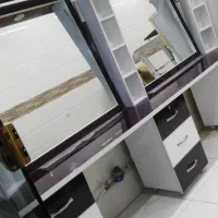 دکوراسیون آرایشگاه|آرایشگاه و سالن‌های زیبایی|سنندج, |دیوار