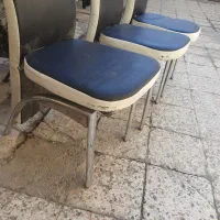 صندلی|صندلی و نیمکت|اهواز, فرهنگ شهر|دیوار