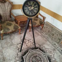 ساعت ایستاده