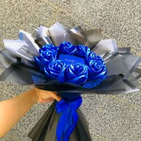 انواع گل روبانی زیبا برای همه مناسبتهاباقیمت مناسب|گل مصنوعی|رشت, یخسازی|دیوار