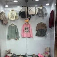 ویترین مغازه