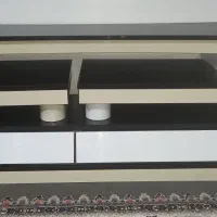 میز تلویزیون بفروش میرسد