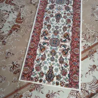 کناره فرش در حد نوعرض50 سانت.طول2متر 70 سانت