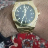 ساعت مچی گلگسی