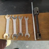 پمپ گریس پریسول به همراه ۵ عدد آچار سایز بزرگ|ابزارآلات|کهریزک, |دیوار