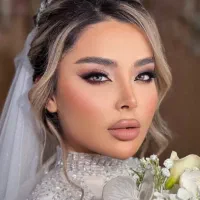 خدمات اقتصادی میکاپ و شینیون فقط