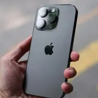 اپل iPhone 15 Pro Max با حافظهٔ ۲۵۶ گیگابایت
