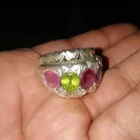 انگشتر جواهری  دست‌ساز رکاب استاد بخشی