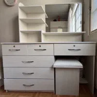 میز دراور آرایشی