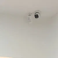 دوربین مداربسته و دزدگیر .درب کرکره ای