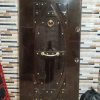 درب قهوه‌ای