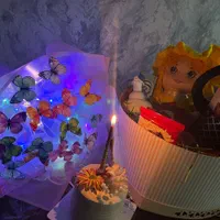 دسته گل پروانه ای و ربانی و بوکت خرسی و ...|گل مصنوعی|شیراز, چنچنه|دیوار