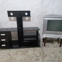 تلویزیون سونی و میز