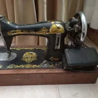 چرخ خیاطی قدیمی