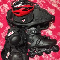 اسکیت سایز ۴۳-۴۴ با لوازم کامل ایمنی