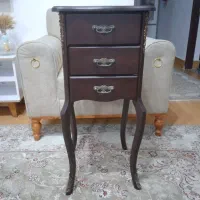 میزتلفن‌سه‌کشوسالم