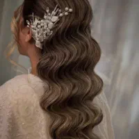 خدمات عروس و همراهی وآموزش میکاپ و شنیون درمشهد|خدمات آرایشگری و زیبایی|مشهد, وکیل‌آباد|دیوار