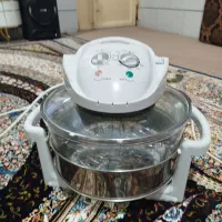 یک دستگاه هواپز یک دستگاه سرخ کن با روغن