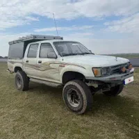 تویوتا هایلوکس تانگو