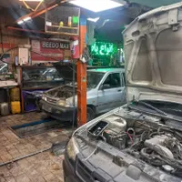 مکانیک ماهر و نیمه ماهر