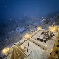 اجاره ویلا استخر روباز آب گرم ویو تماشایی(کد۹)|اجارهٔ کوتاهمدت ویلا و باغ|رشت, بلوار گیلان|دیوار