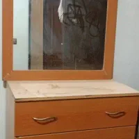 میزتحریر ودراور