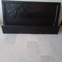 چند عدد تخت|تخت و سرویس خواب|پرند, فاز ۶|دیوار