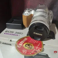دوربین  canon 200d