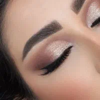 خدمات و اموزش تخصصی میکاپ شینیون رنگ و لایت