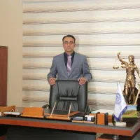 وکیل پایه یک ( متخصص دعاوی ملکی و سرقفلی )