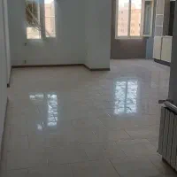 فاز 4 / دو خوابه / نورگیر / بدون مشرف