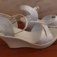 صندل دخترانه سفید نو سایز 40|کیف، کفش، کمربند|بهبهان, |دیوار