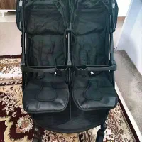 کالسکه دوقلو