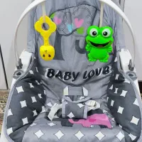 نی نی لای لای و صندلی غذا