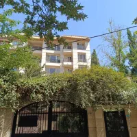 ۲۰۰ متر ۳خوابه نیاوران