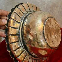 آفتابه لگن مسی یزدی کهنه قاجاری|کلکسیون اشیاء عتیقه|اصفهان, باغ فدک|دیوار