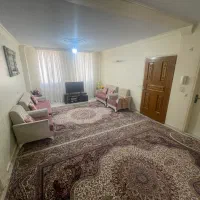 ۶۵ متر طبقه اول/تک واحدی