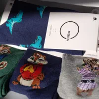 جوراب در طرحهای فانتزی مختلف