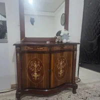 اینه و کنسول