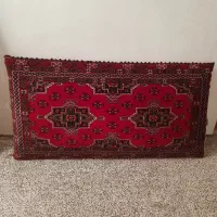 دو عدد پشتی دست بافت بزرگ