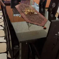 میز غذا خوری مناسب برای هر خانه ای