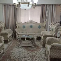 مبل ۷ نفره به همراه نهار خوری ۸ نفره