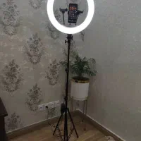 رینگ عکس و فیلمبردای در دو رنگ