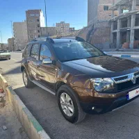 داستر ۲۰۱۵ بی رنگ