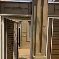 شاگرد کاشی کاری و نماکاری ماهر