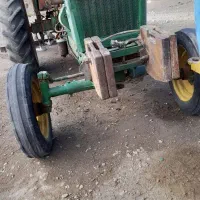 یک تراکتور ITMمدل ۷۳ با ادوات