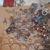 تعدادی یکی دو کیلو بدلیجات همه جوره