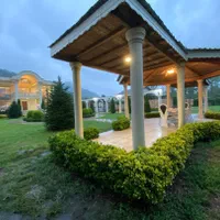 اجاره کاخ ویلا استخردار کوهستانی با زمین والیبال|اجارهٔ کوتاه‌مدت ویلا و باغ|رشت, کاکتوس|دیوار