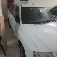 پراید‌۱۳۲‌بدون‌رنگ‌فنی‌عالی‌بیمه‌پر‌لاستیک۷۰‌درصد