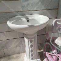 روشویی پایه دار